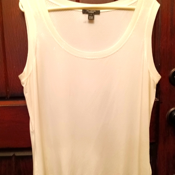 Beautiful New St.John Caviar Sleeveless top - Picture 6 of 6